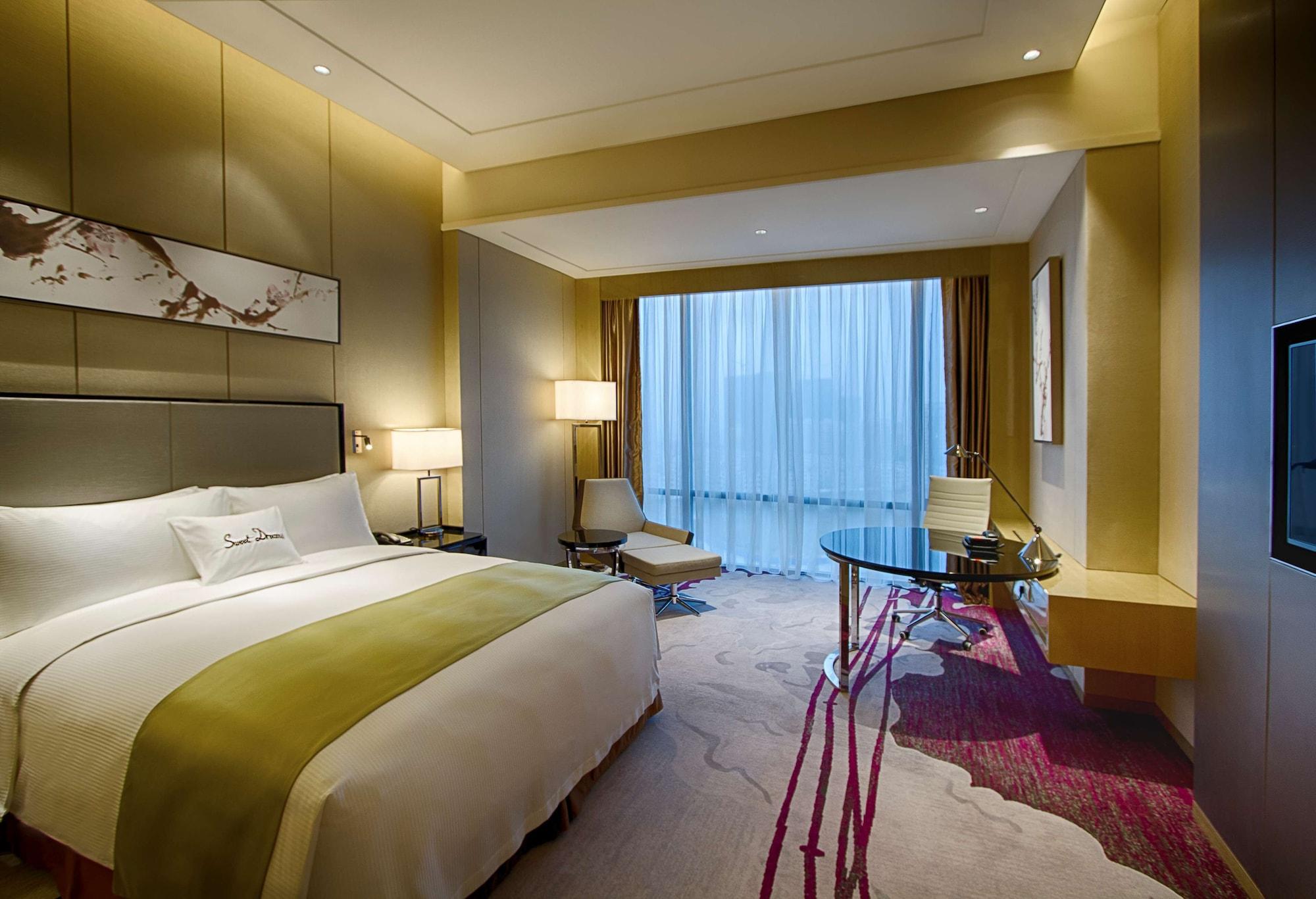 Отель Doubletree By Hilton Heyuan Экстерьер фото